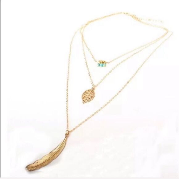 Boho Feather Beaded Gold Necklace - Picture 2 of 3